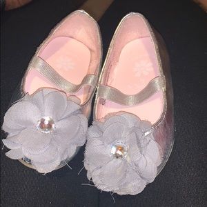 Silver Flowers by Nina(Target) toddler flat
